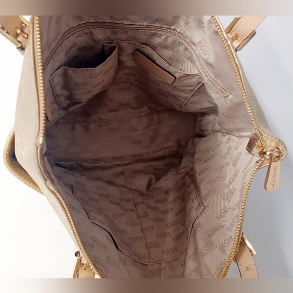 Michael Kors Gold Leather Jet Set Top Zip Tote EUC $343 Retail - Picture 15 of 15
